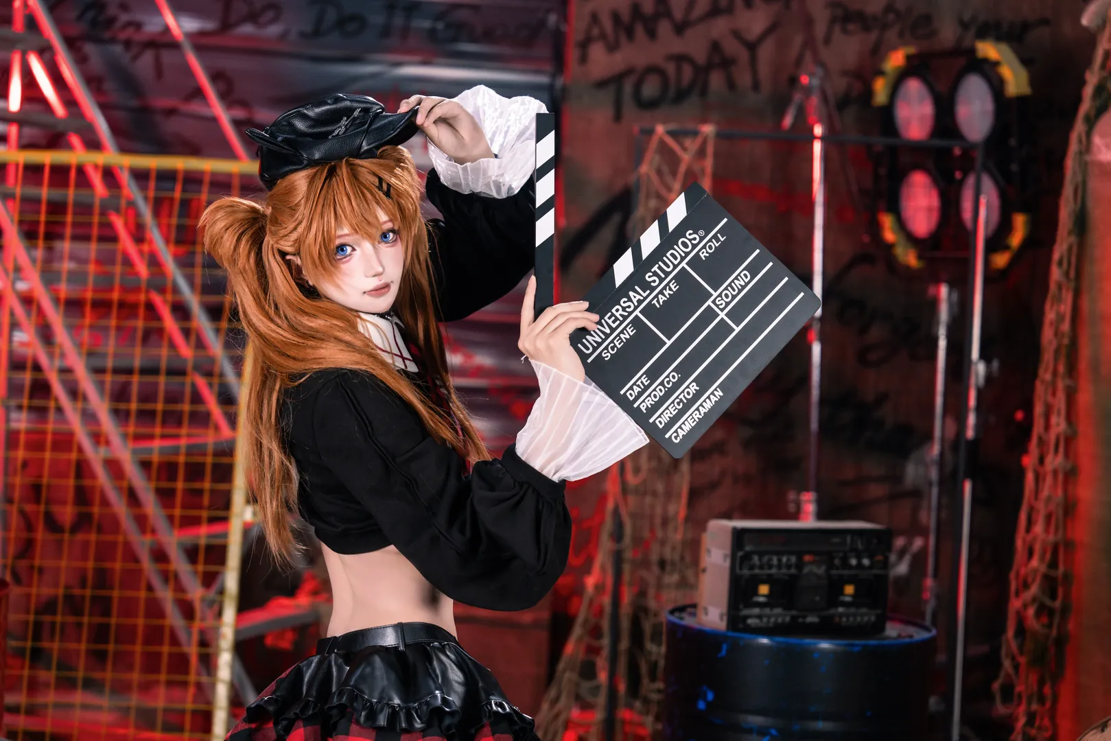 明日香cos, 新世纪福音战士, 工业风摄影, cosplay日常, 摇滚乐队造型