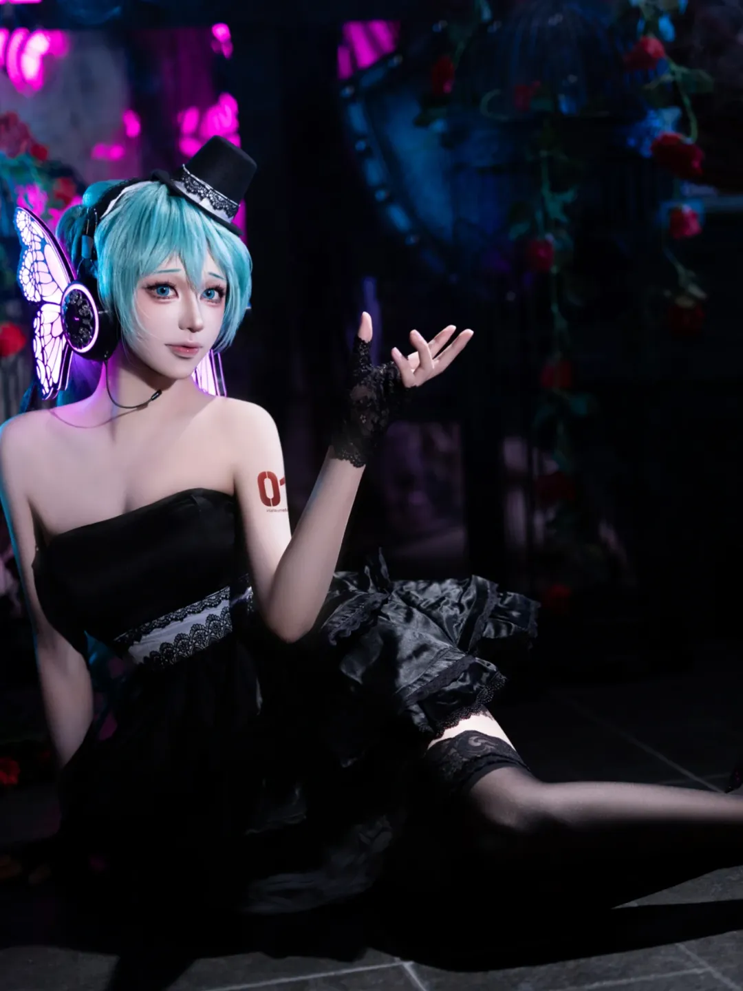 初音未来cos, 二次元cos, Vocaloid, 暗黑哥特, 蝴蝶耳机 - 第1张