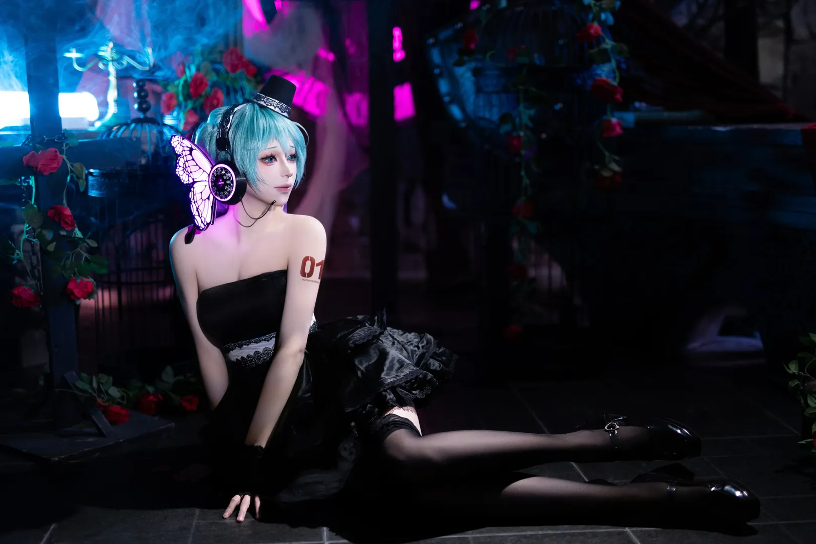 初音未来cos, 二次元cos, Vocaloid, 暗黑哥特, 蝴蝶耳机 - 第2张