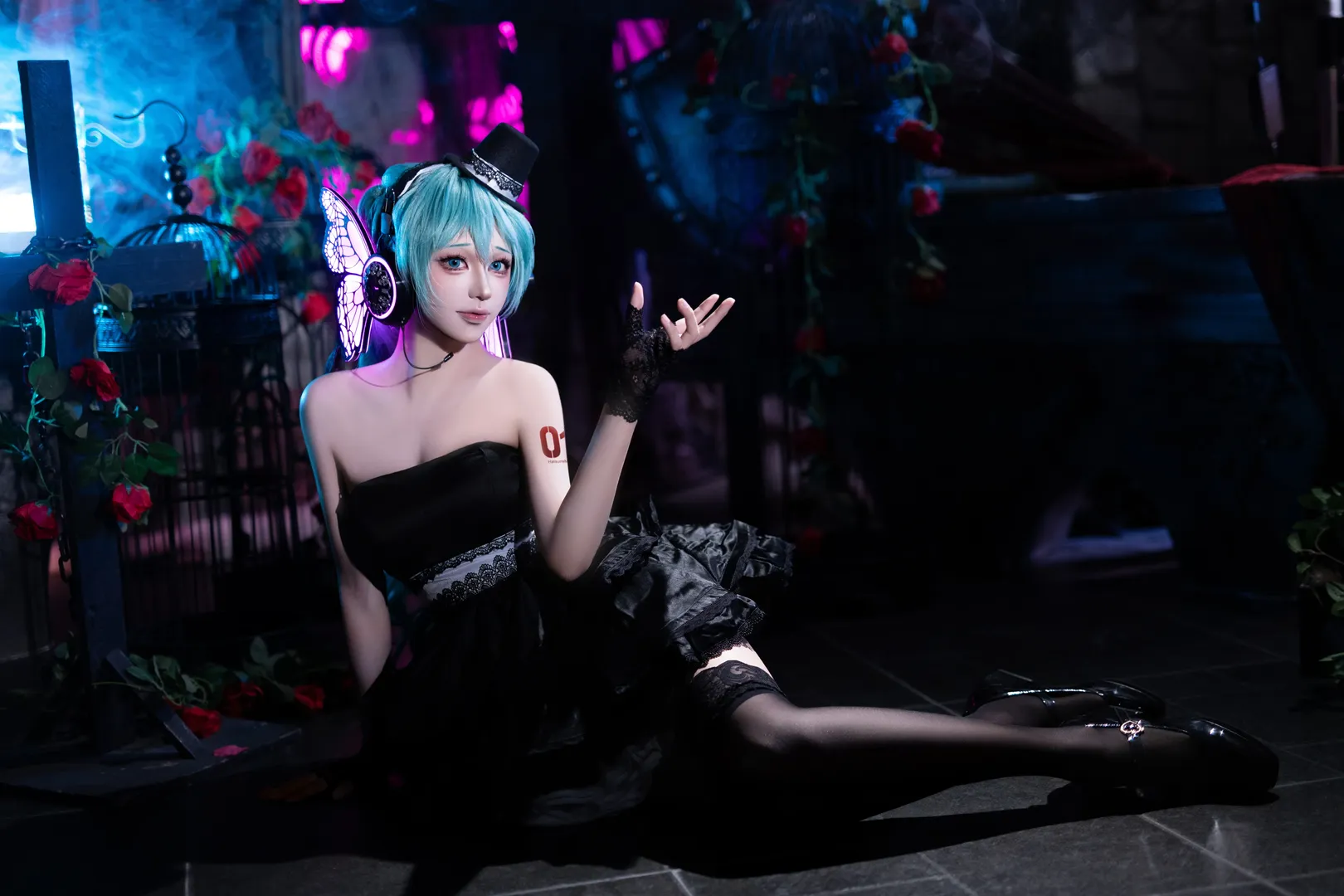 初音未来cos, 二次元cos, Vocaloid, 暗黑哥特, 蝴蝶耳机