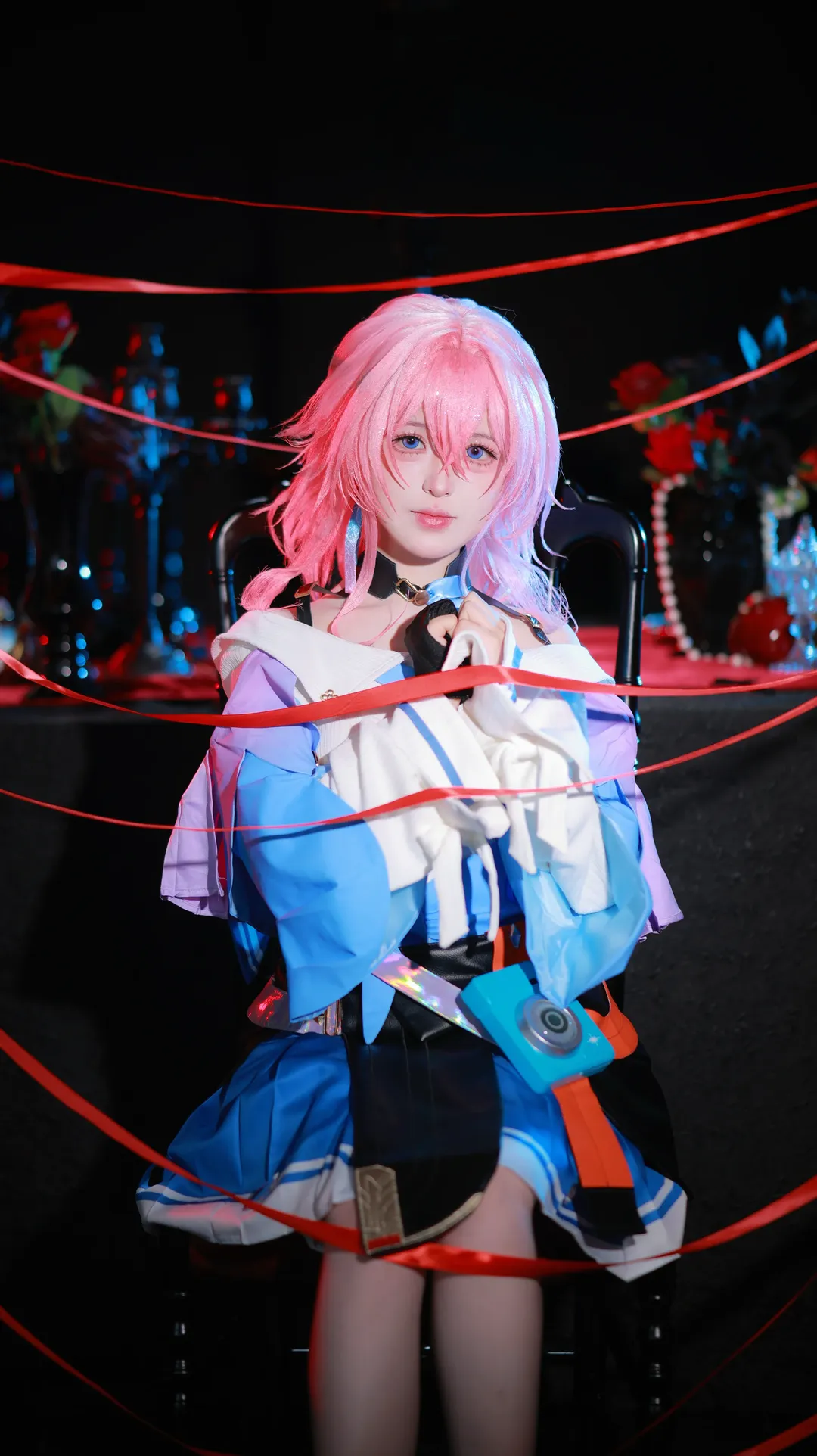 崩坏星穹铁道, 三月七cos, cosplay正片, 暗黑系摄影, 红丝带造型