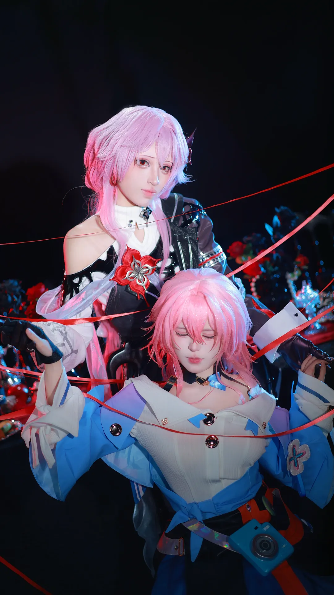 崩坏星穹铁道, 三月七cos, cosplay正片, 暗黑系摄影, 红丝带造型 - 第3张