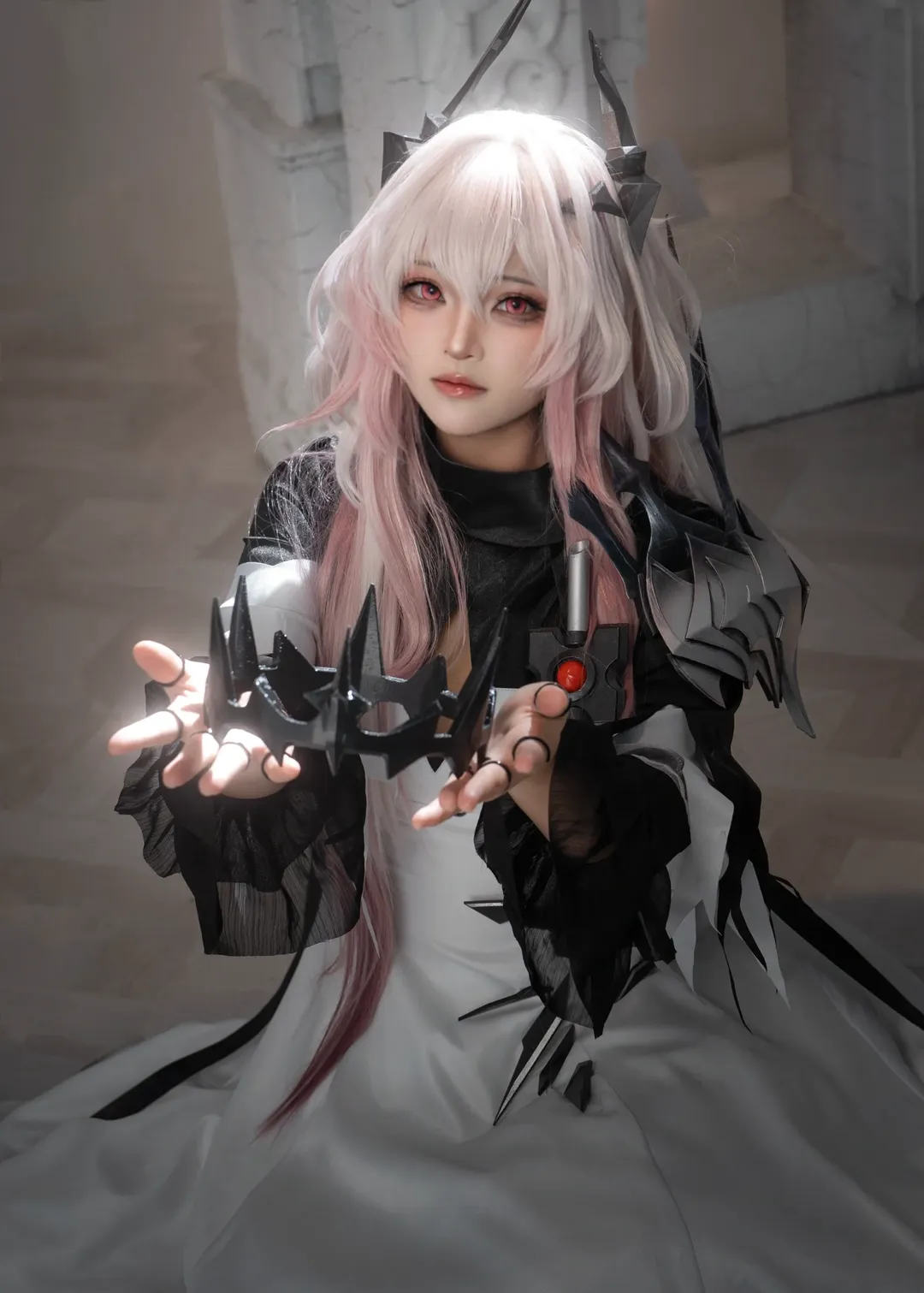 明日方舟, 特蕾西娅cos, cosplay摄影, 哥特风cos, 白月光cos - 第1张