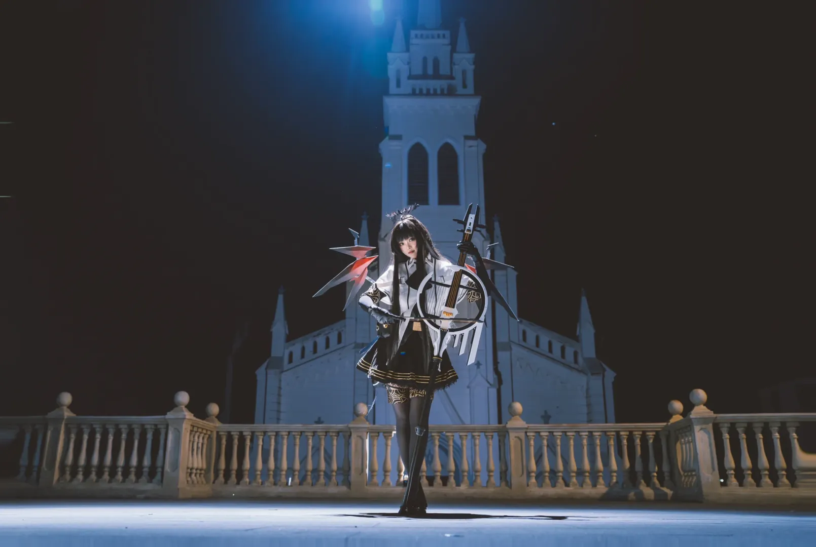 二次元撮影, アークナイツ, 夜景ポートレート, アルトリア コスプレ, 小道具展示
