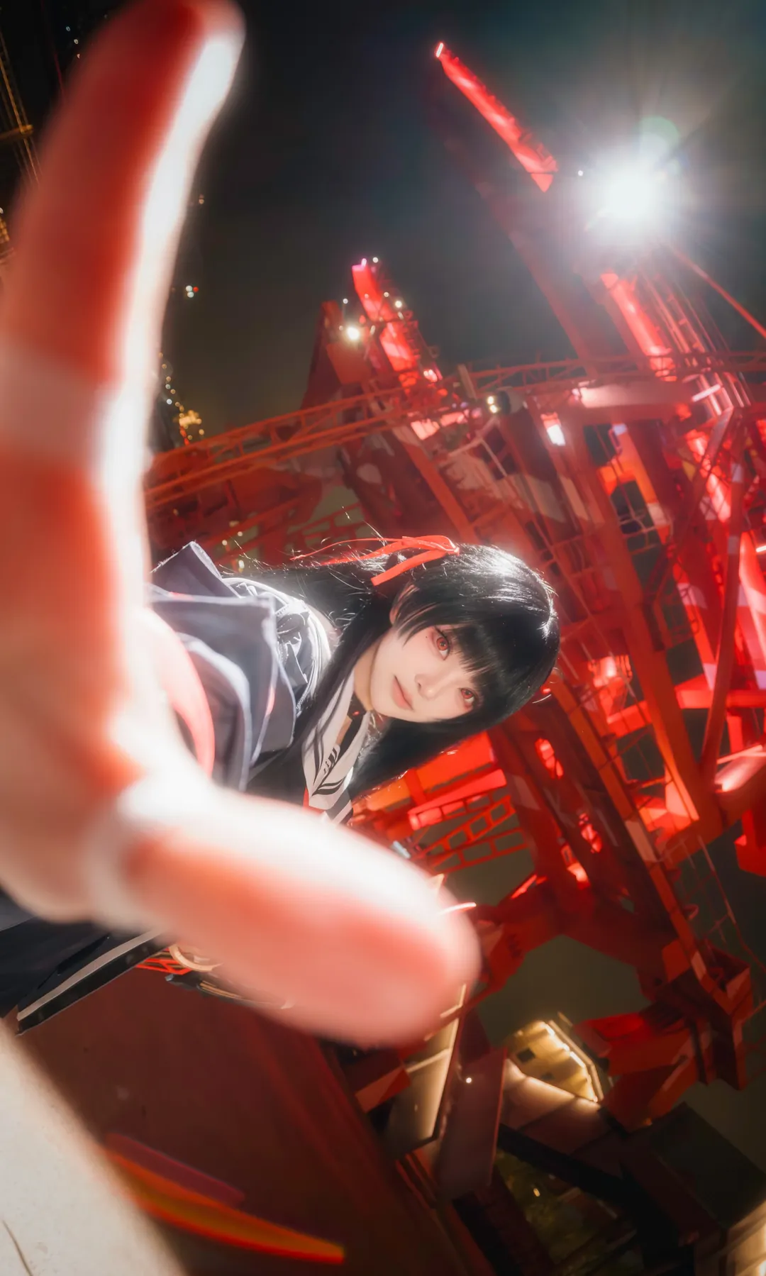 鸣潮, 千咲cos, cosplay摄影, 工业风夜景, 大动态抓拍 - 第5张