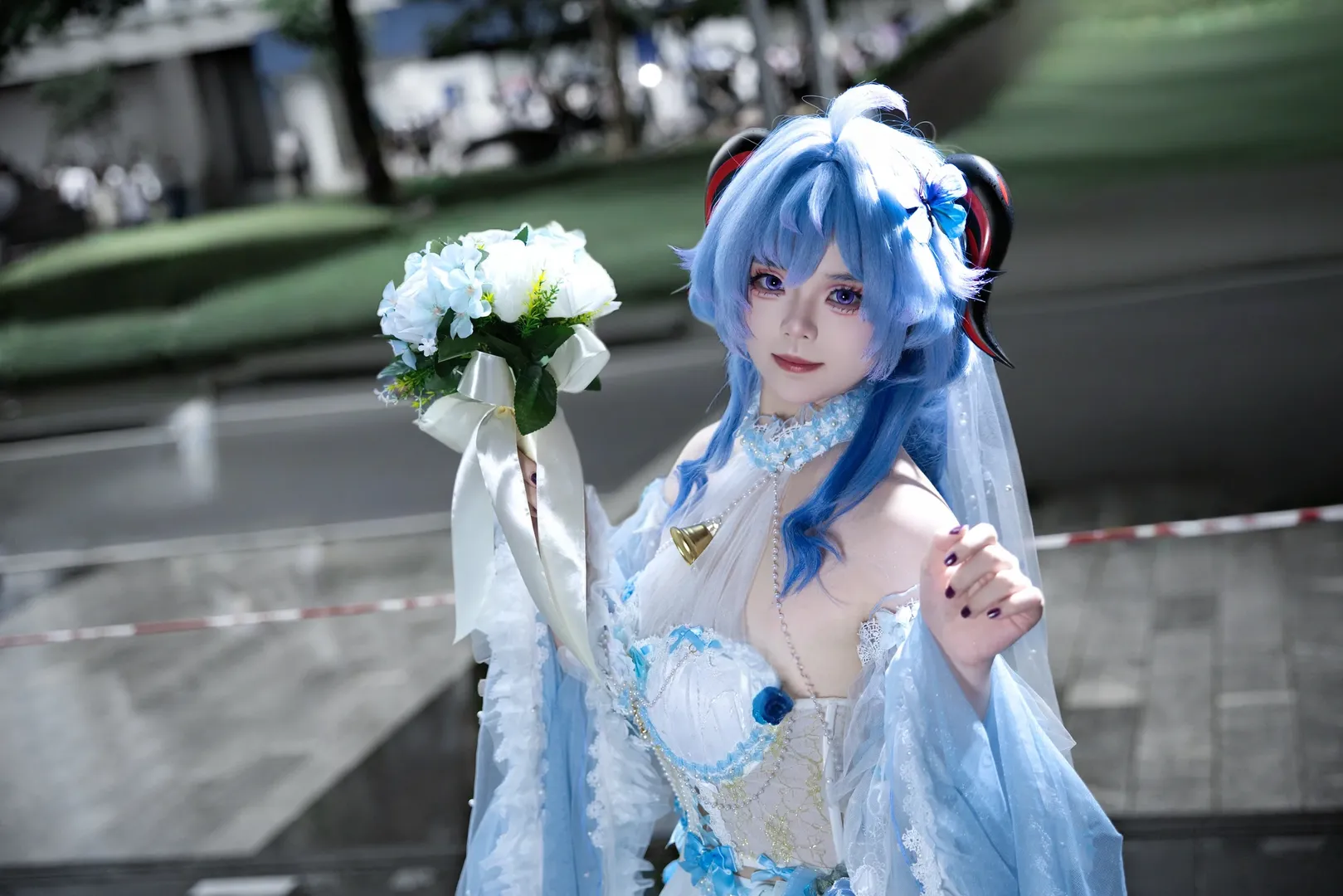 原神, 甘雨 コスプレ, イベント写真, 花嫁コスプレ, 青髪キャラクター - 3枚目