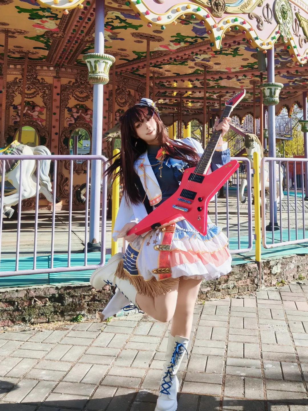 cosplay, 乐队少女, 偶像风穿搭, 春日公园外景, 吉他道具 - 第4张
