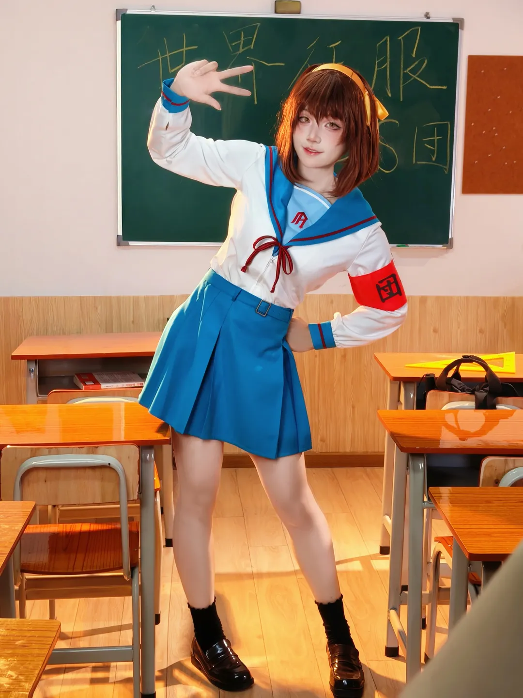 二次元コスプレ, セーラー服コーデ, 教室撮影, 涼宮ハルヒコスプレ, 涼宮ハルヒの憂鬱 - 3枚目