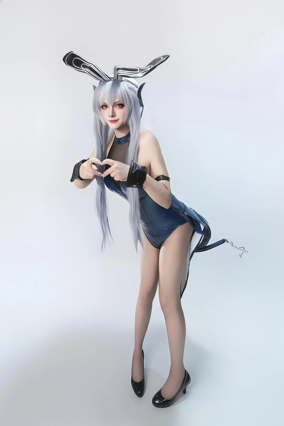 碧蓝航线, 棚拍正片, 银发cosplay, 花园cos, 兔女郎cos - 第9张