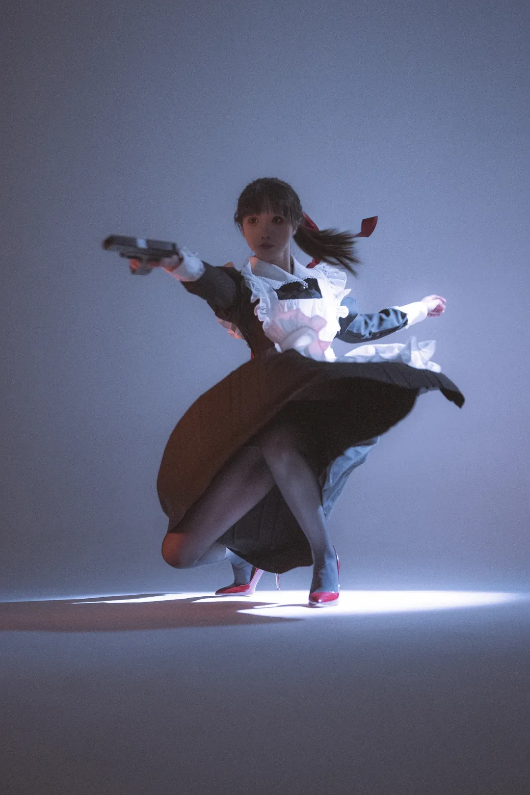 棚拍, 动作参考, cosplay摄影, 战斗女仆, 枪娘 - 第1张