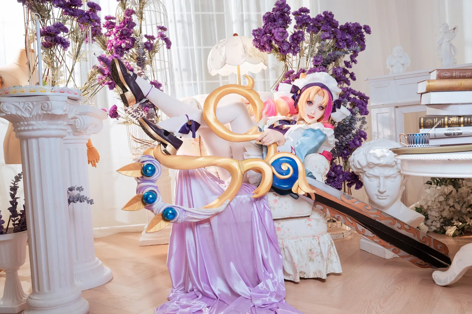 英雄联盟, 格温cos, cosplay拍照姿势, 白丝女仆cos, cos道具分享 - 第3张