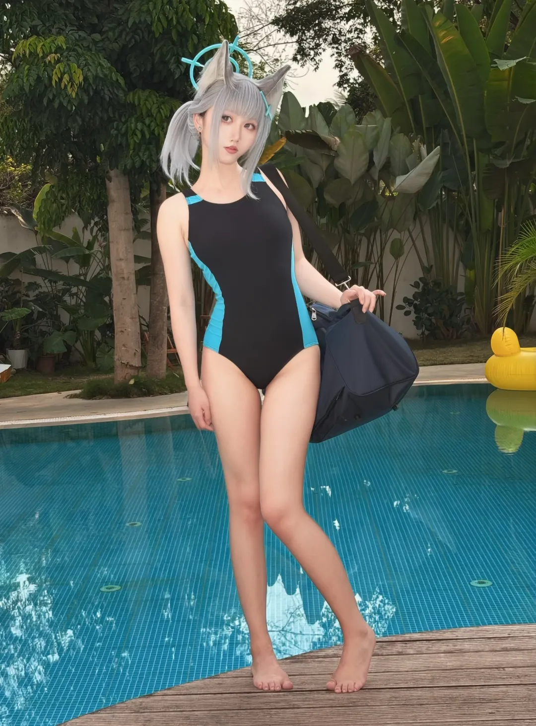蔚蓝档案, 泳装cosplay, 砂狼白子cos, 二次元角色扮演, 夏日外景摄影 - 第1张