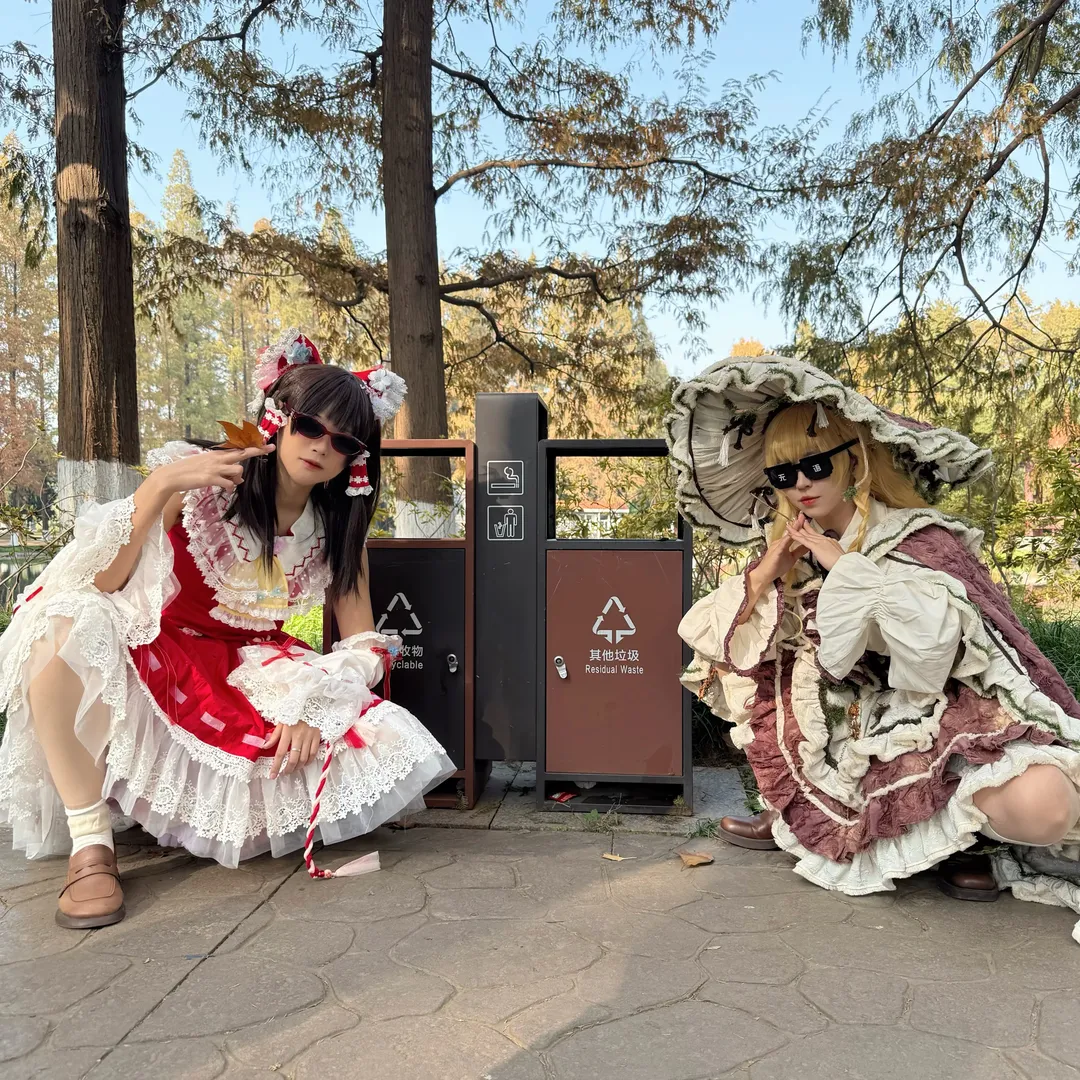 博丽灵梦cos, 东方project, 红白巫女, 身高差亲友, 搞笑互动 - 第6张
