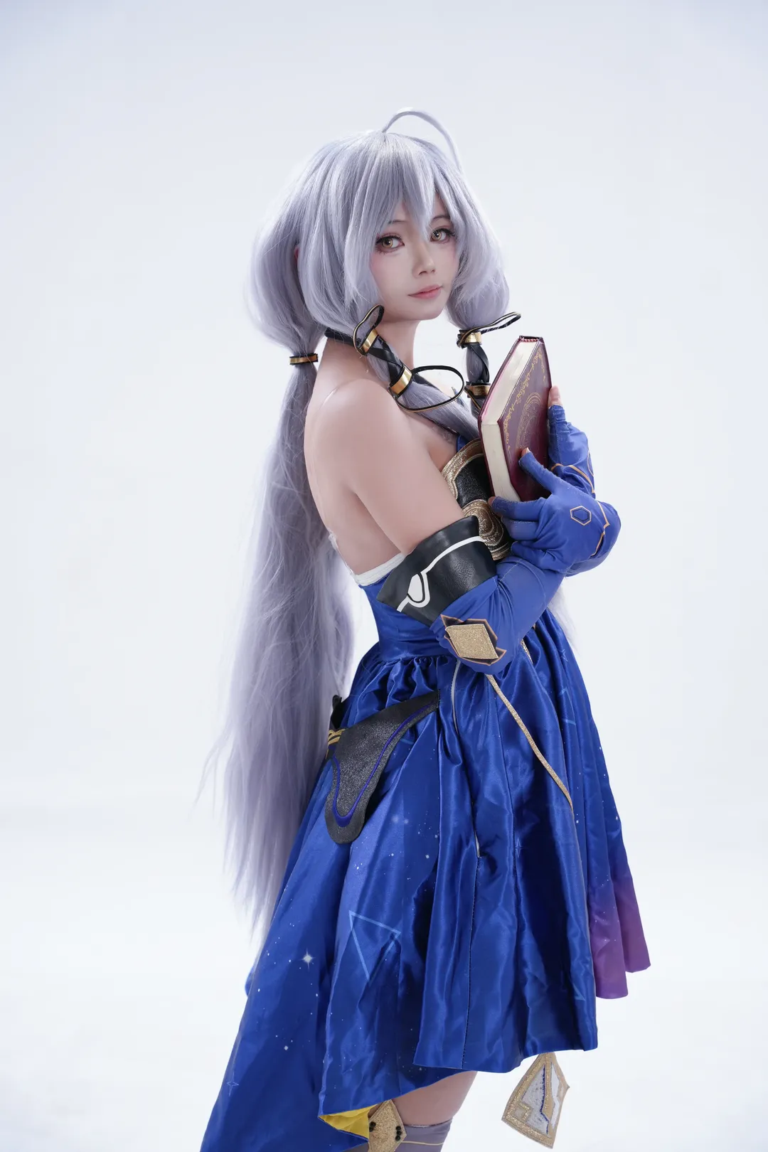 cosplay正片, 星尘cos, 五维介质, 白棚布光, 星尘蓝裙