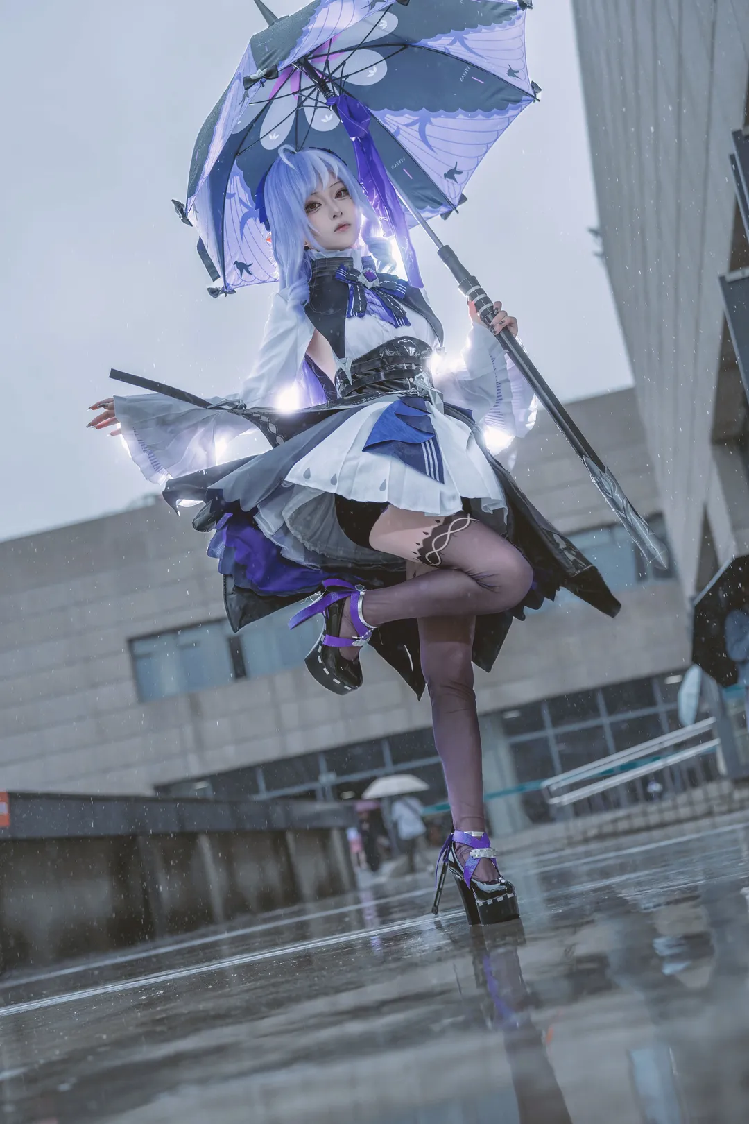 绝区零, 薇薇安cos, 二次元cos, cosplay摄影, 雨天漫展