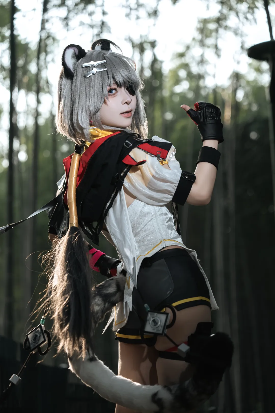 コスプレ, アークナイツ：エンドフィールド, 獣耳少女, 竹林撮影, タクティカルコーデ - 4枚目