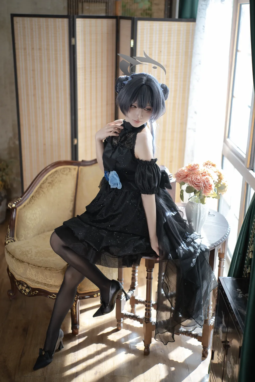 蔚蓝档案, 龙华妃咲cos, 二次元cosplay, 黑丝穿搭, 露肩礼服