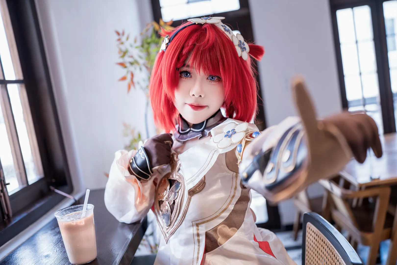 崩坏星穹铁道, 缇宝cos, cosplay摄影, 红发cos, 二次元外景