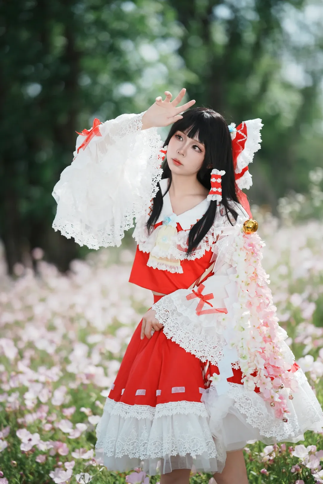 博丽灵梦cos, 东方Project, 外景摄影, cosplay正片, 月见草花海 - 第12张