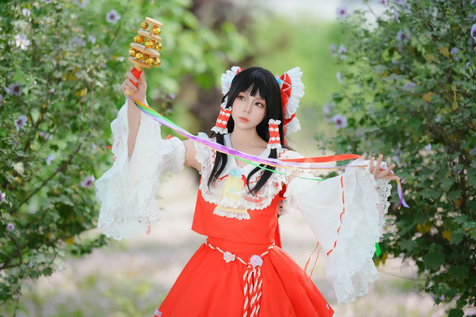 博丽灵梦cos, 东方Project, 外景摄影, cosplay正片, 月见草花海 - 第5张