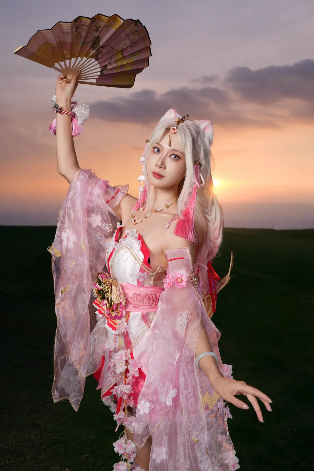 cosplay, 二次元摄影, 漫展场照, 唯美夕阳, 粉色薄纱