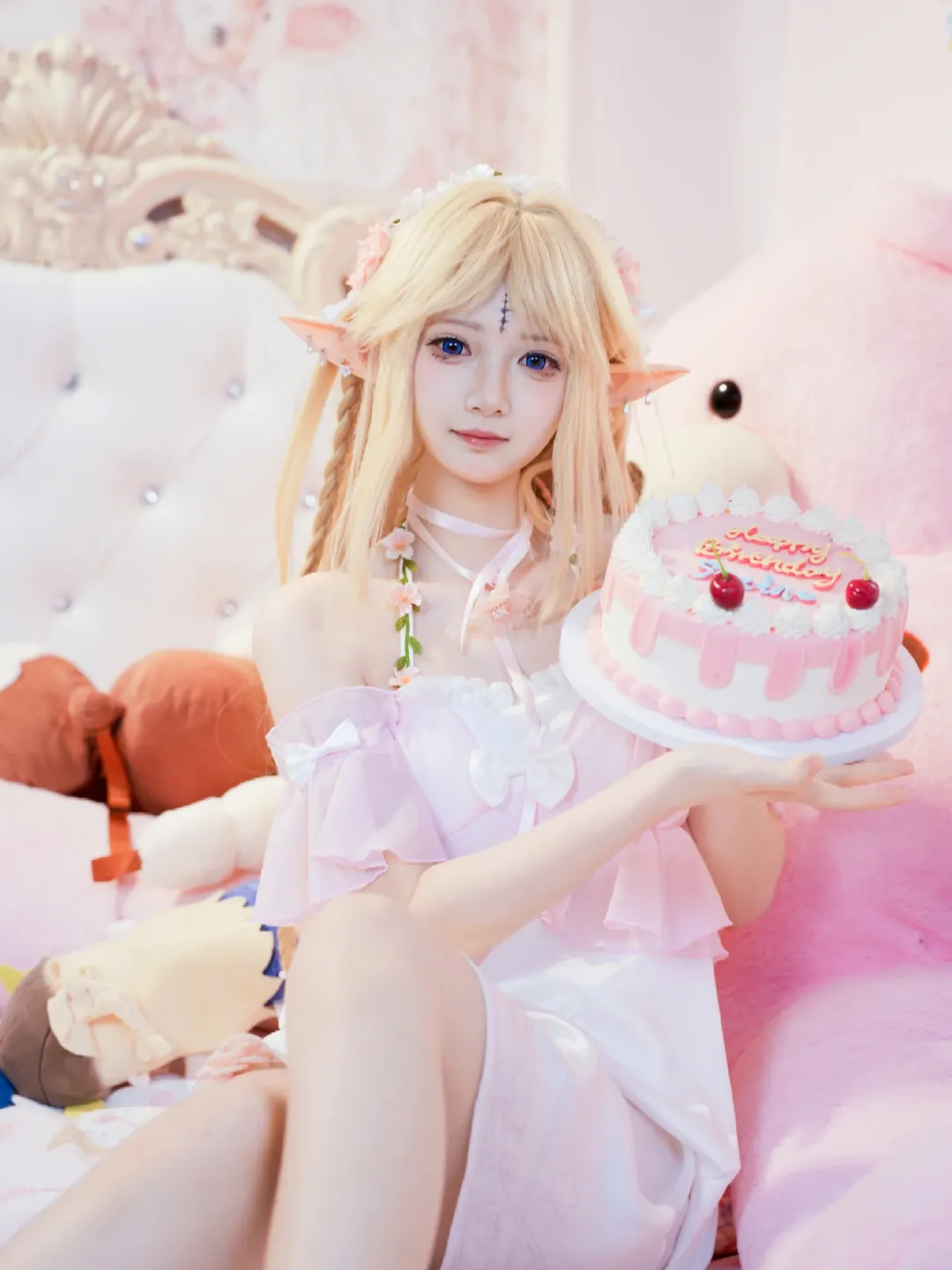 エルフ コスプレ, おうちフォト, 二次元少女撮影, ピンク・白系コスプレ衣装, 裸足の雰囲気 - 8枚目