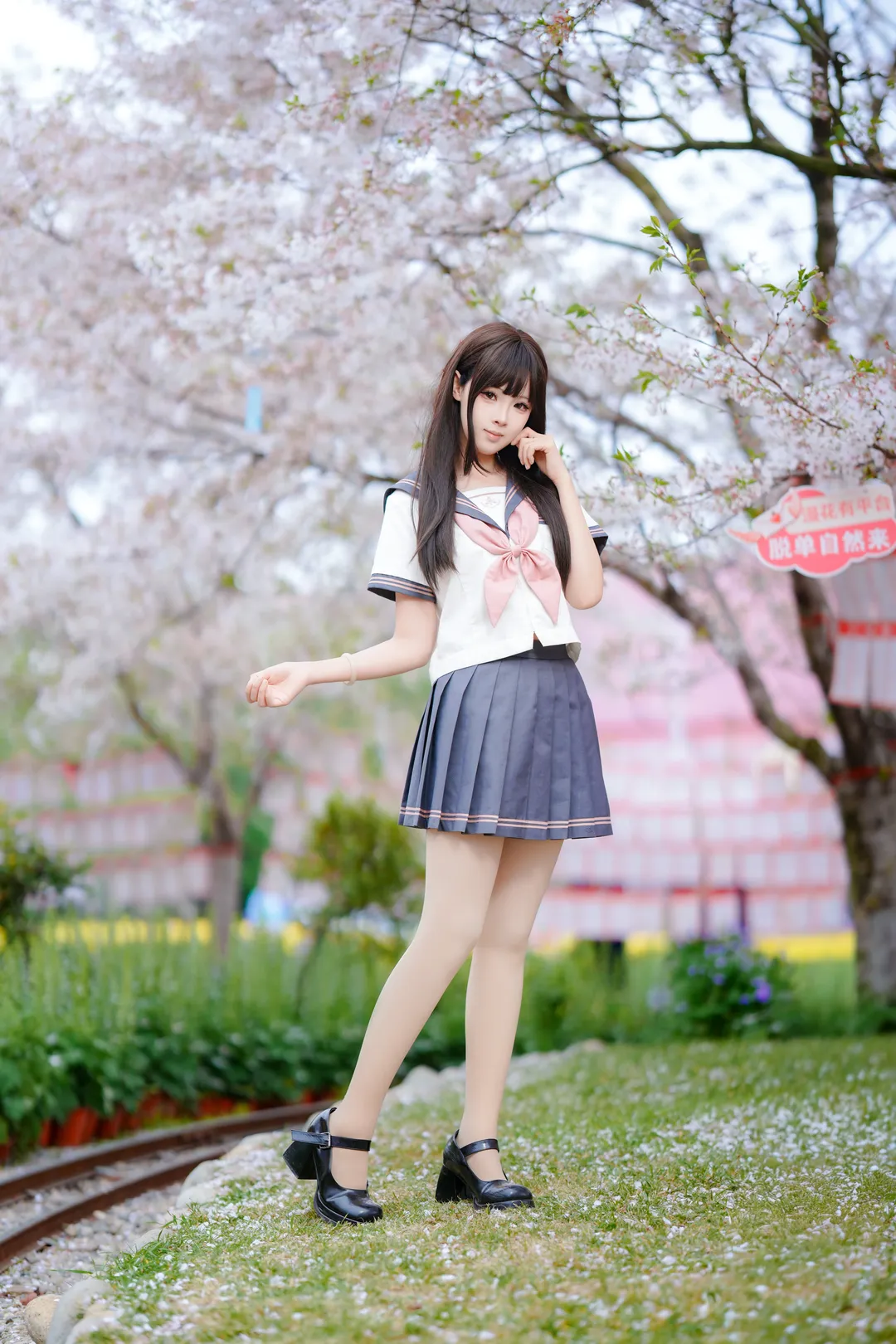 二次元少女, 春日穿搭, 校园风写真, jk制服摄影, 漫花庄园拍照 - 第8张