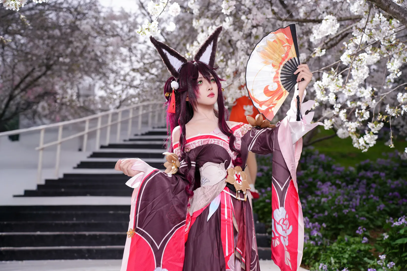 忘歸人cos, 櫻花外景, cosplay攝影, 二次元仿妝, 春日氛圍感