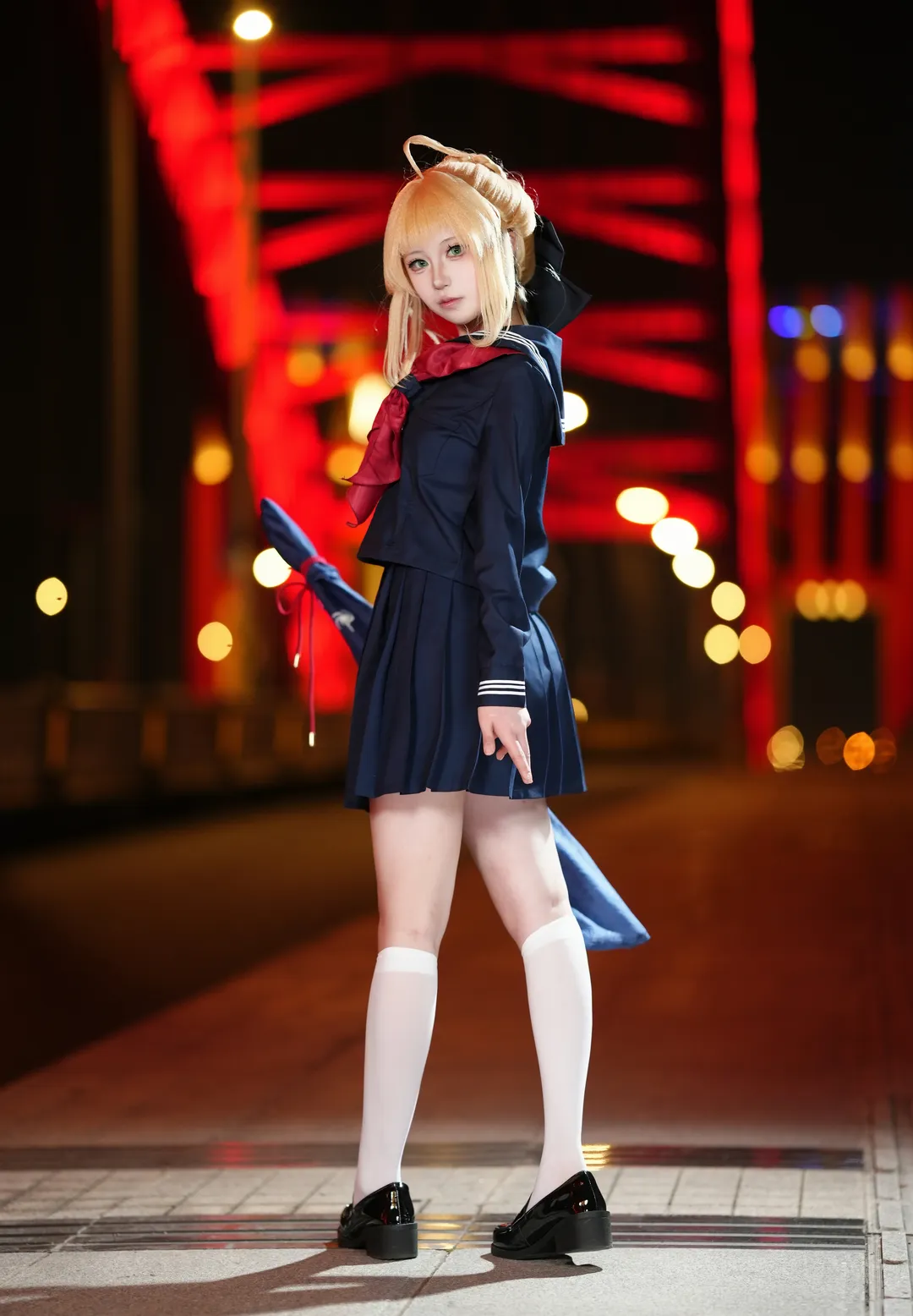 Fate/Grand Order, 阿尔托莉雅cos, 二次元cosplay, 水手服, 夜景写真 - 第2张