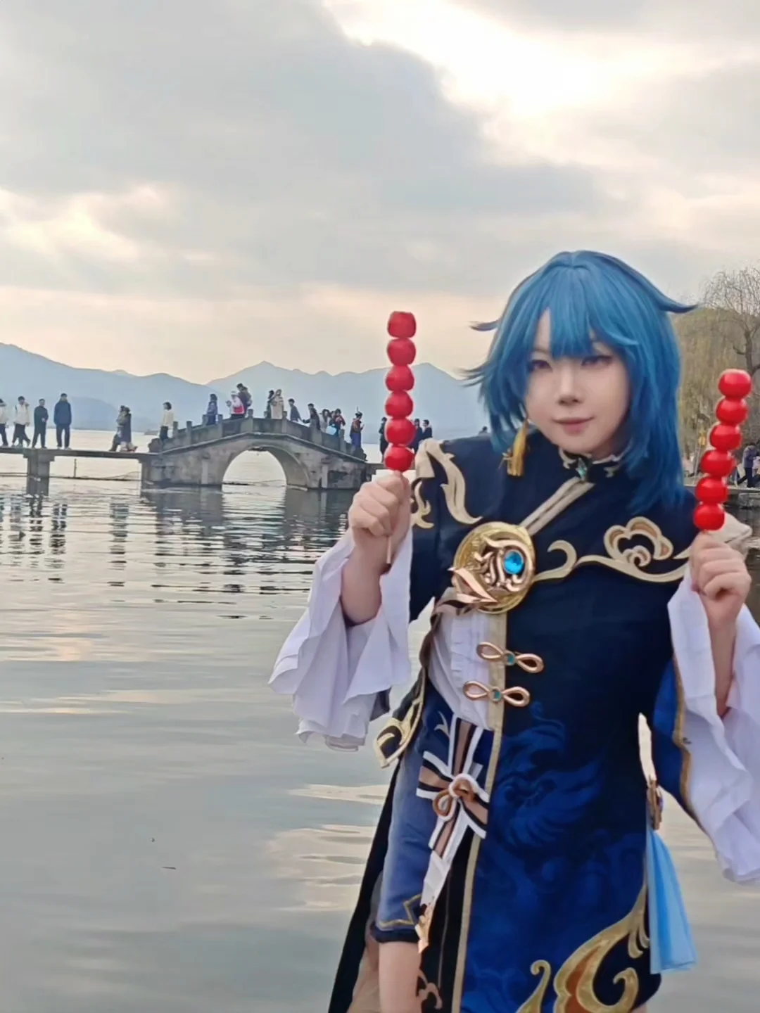 Genshin Impact, Xingqiu cosplay, Chinese-style cosplay, Cosplay photography, West Lake collaboration check-in