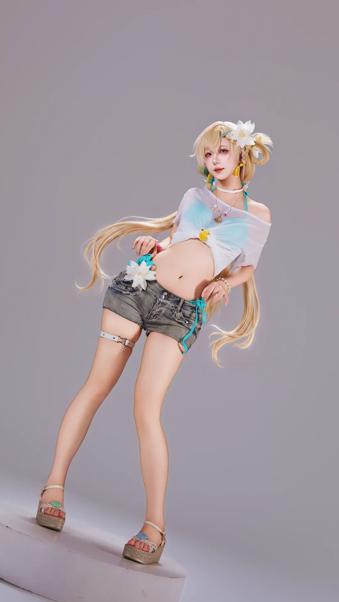 鸣潮, 琳奈cos, 泳装cosplay, 二次元cos, 白棚写真 - 第2张