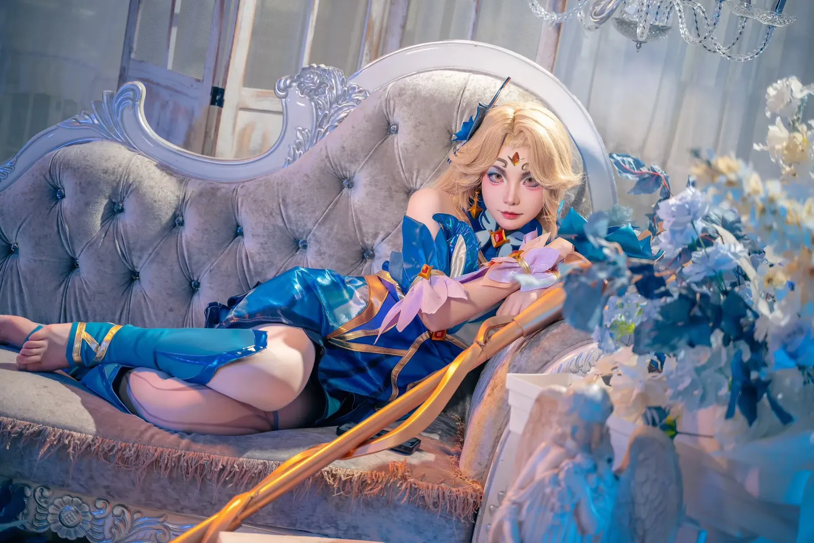Anime cosplay photography, Blue Gold Elf cosplay, White tights barefoot cosplay, European court style cosplay, Dreamy butterfly wings - Image 3