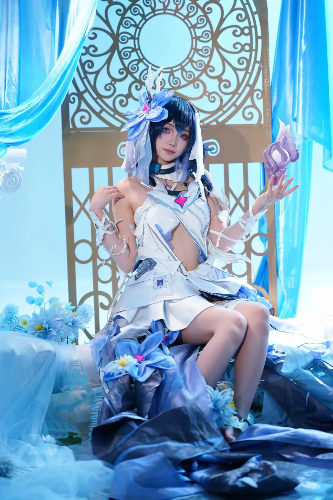 清冷风, cosplay摄影, 蓝白梦幻, 冷色调造型, 露腹裙装
