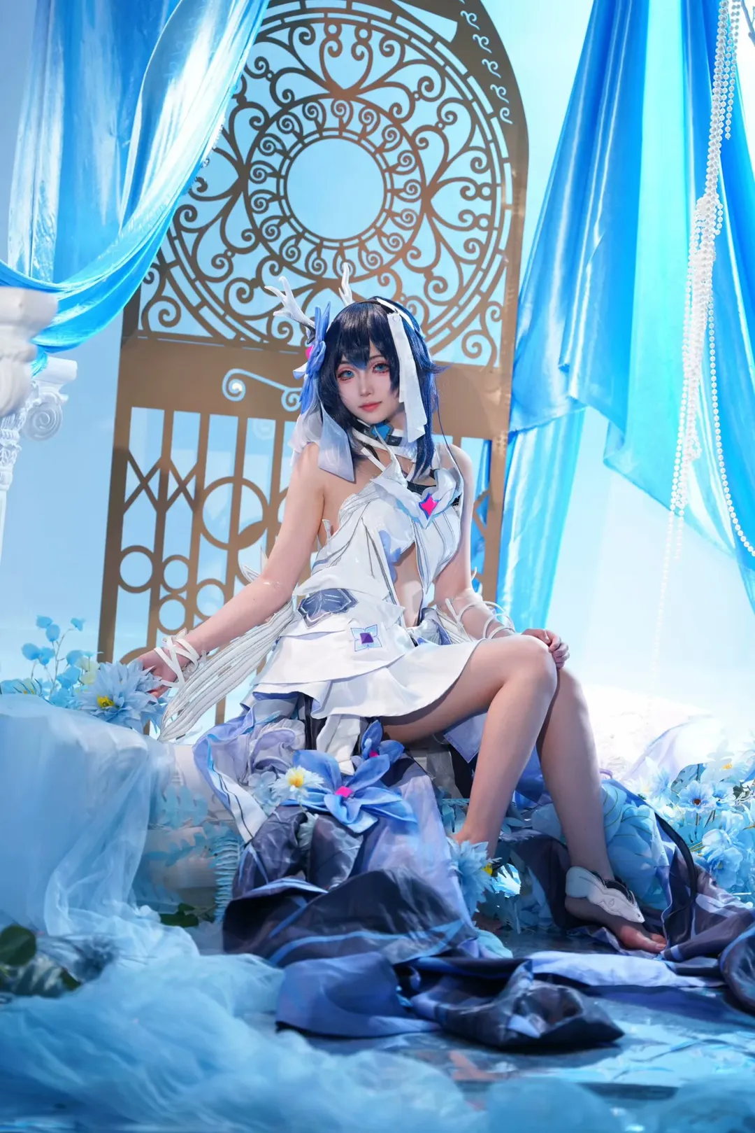 清冷风, cosplay摄影, 蓝白梦幻, 冷色调造型, 露腹裙装 - 第3张