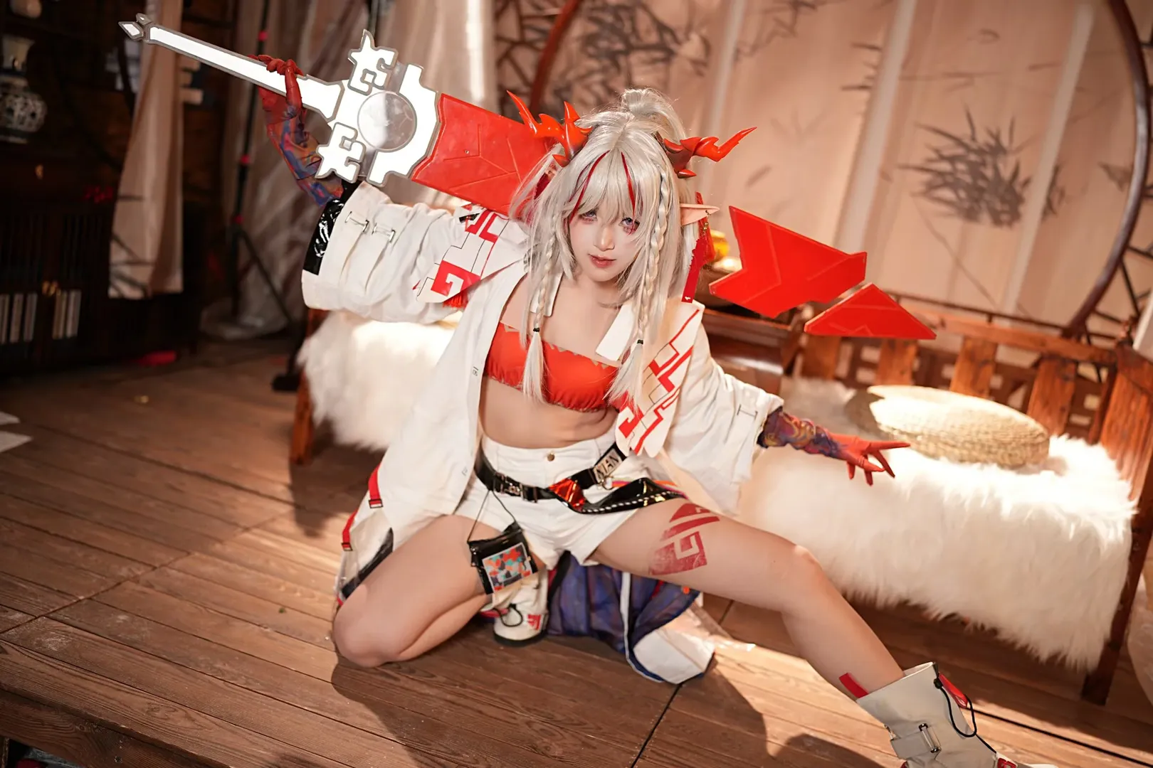 Cosplay摄影, 无期迷途, 刹雨cos, 白毛红角造型, 国风古风棚拍 - 第3张