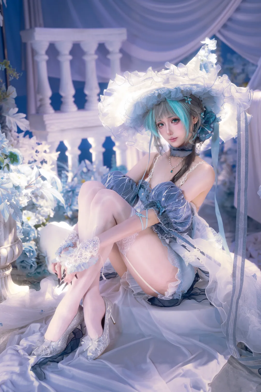 柴郡cos, 碧蓝航线, cosplay摄影, 精致妆造, 蓝白礼服