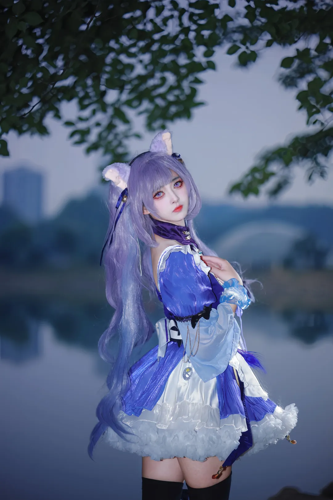 Genshin Impact, Keqing cosplay, Blue Hour, Cosplay photography, Outdoor portrait - Image 3