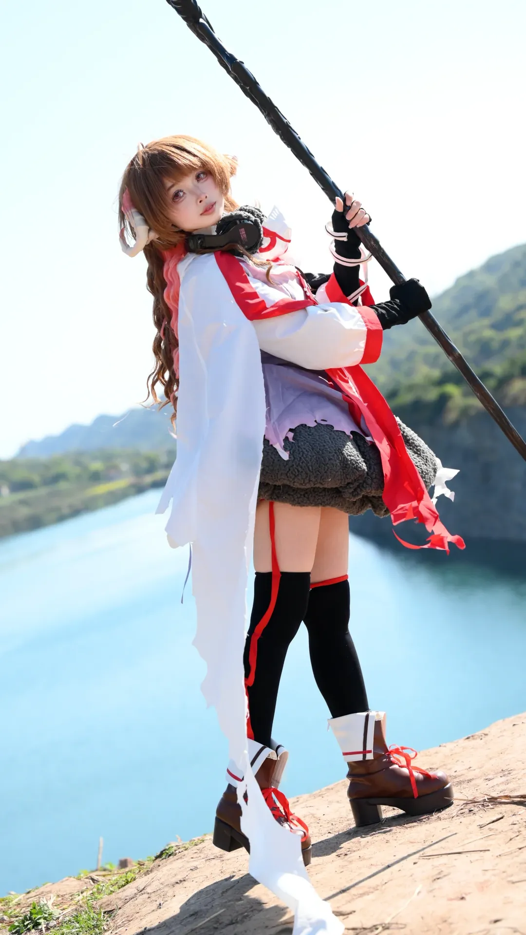 二次元cosplay, 明日方舟, 艾雅法拉cos, cos正片分享, 户外风景cos