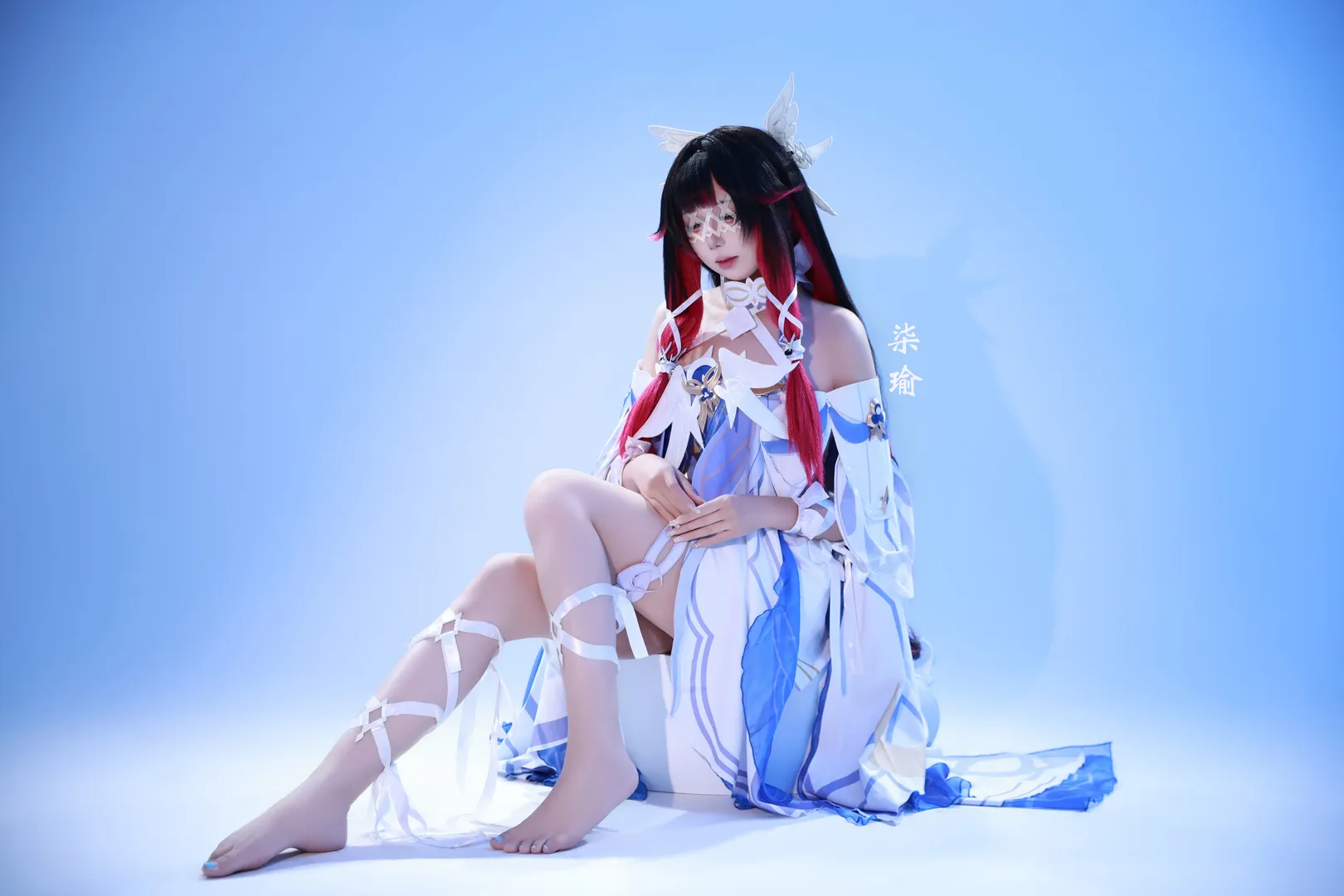 Genshin Impact, Song of the Empty Moon, Columbina Cosplay, Cosplay photoshoot, Genshin Impact Damselette - Image 2