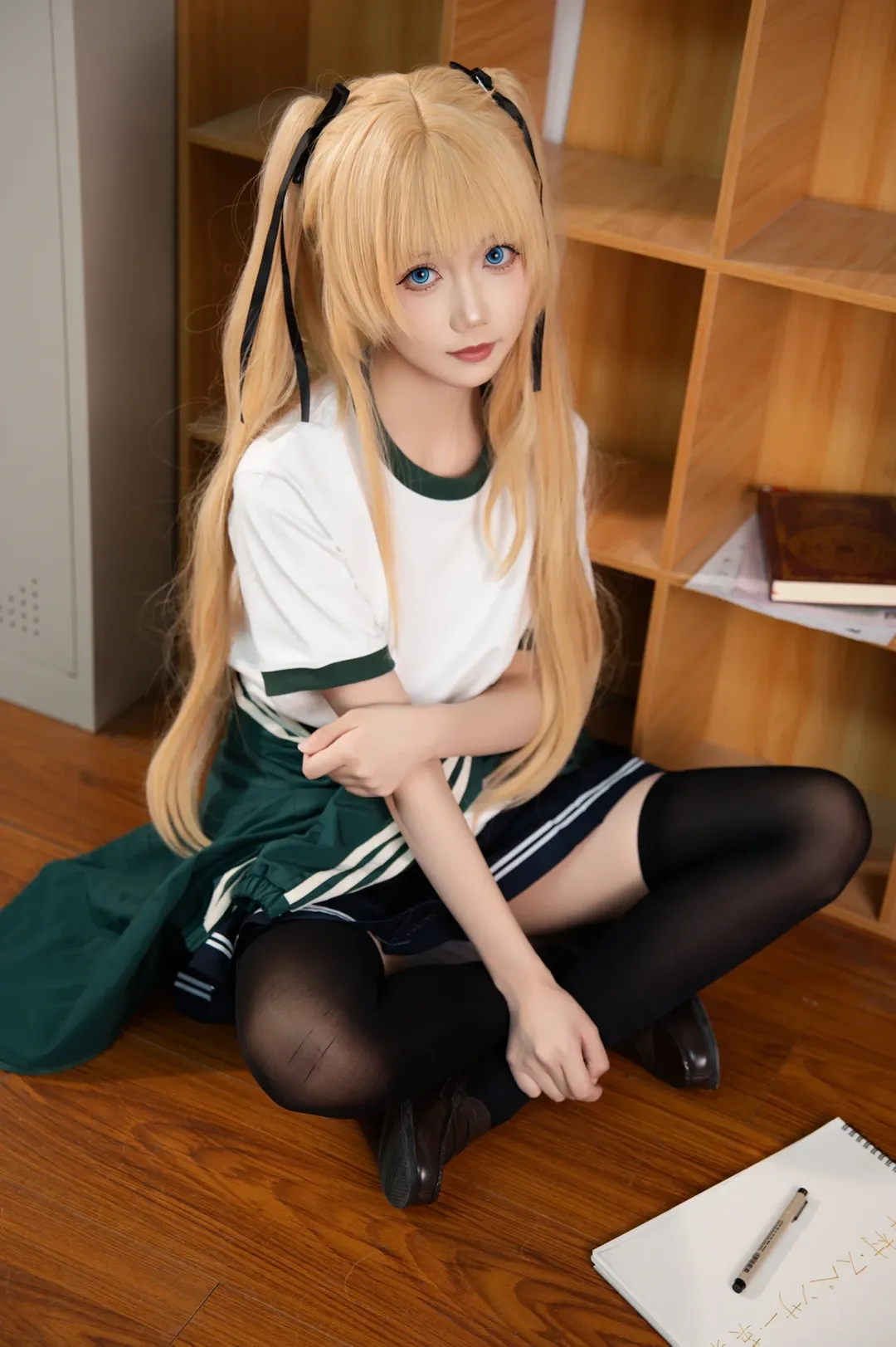 JK制服, 路人女主的养成方法, 英梨梨cos, 金发双马尾, 校园摄影 - 第1张