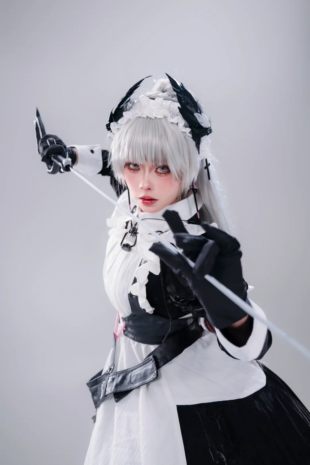 二次元撮影, アークナイツ, タクティカルメイド, アイリーニコスプレ, 白ホリ客写 - 3枚目