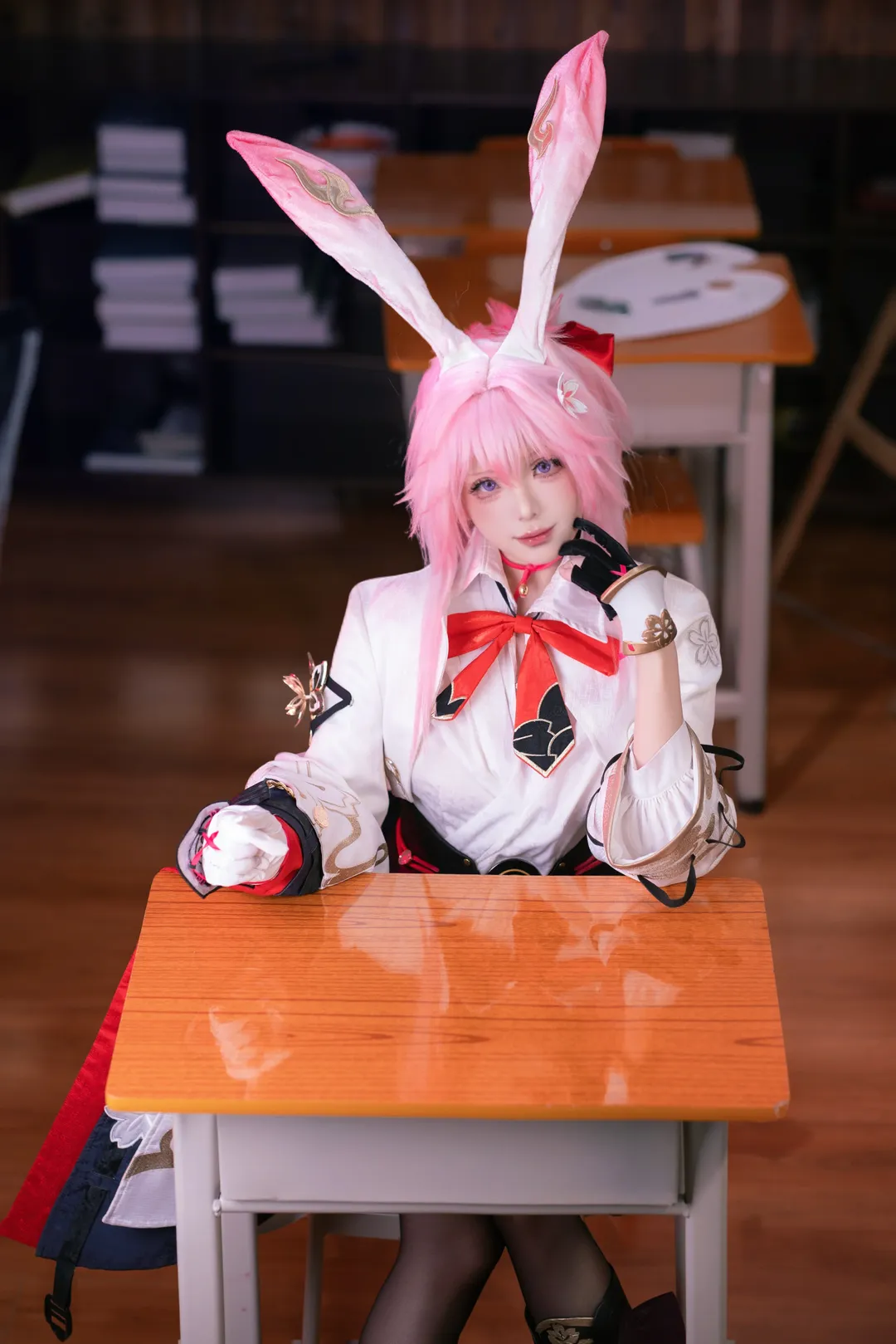 Honkai: Star Rail, Bunny ear style, Evanescia cosplay, Cosplay sharing, Cosplay photoshoot in a classroom