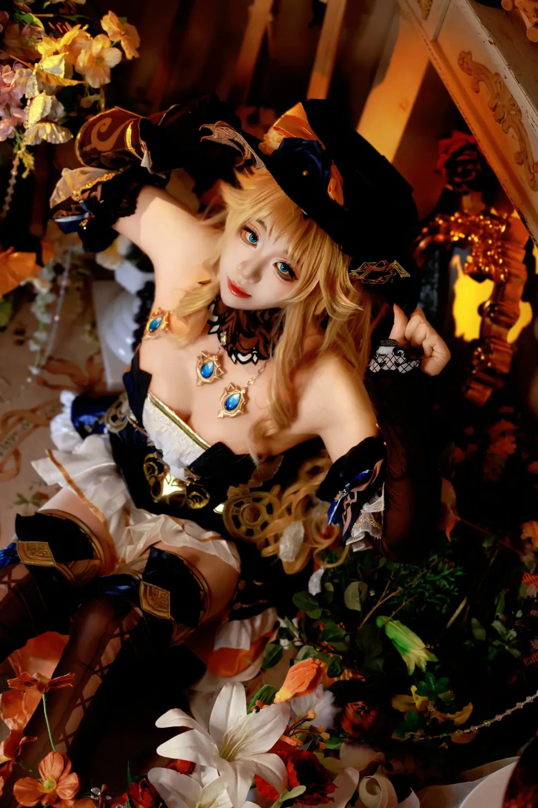 原神, 二次元cosplay, 娜維婭cos, 精緻服飾, 花叢人像