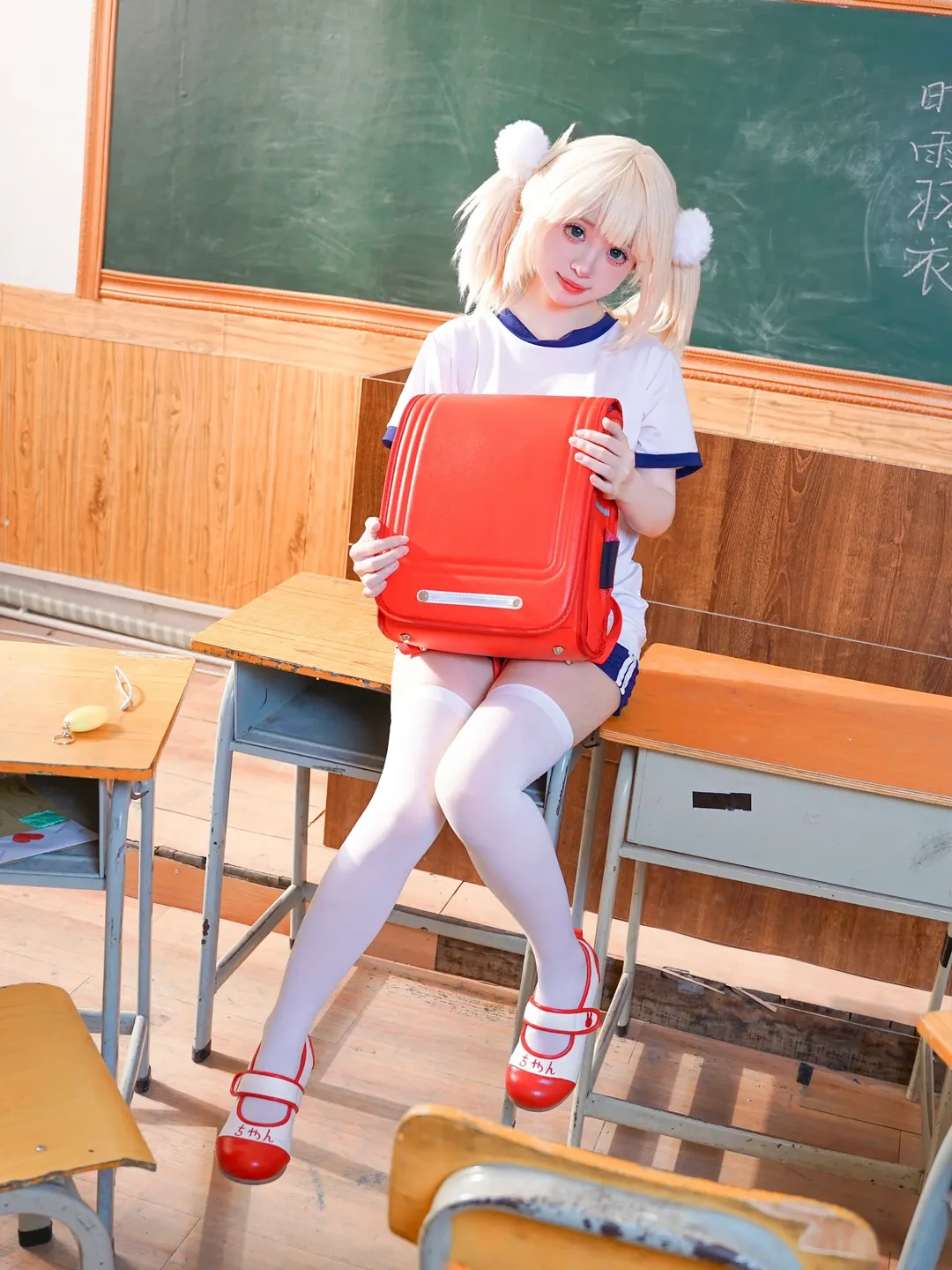 時雨羽衣コスプレ, 白ニーソコーデ, 体操服コスプレ, しぐれうい, アニメ風キャンパスフォト - 2枚目