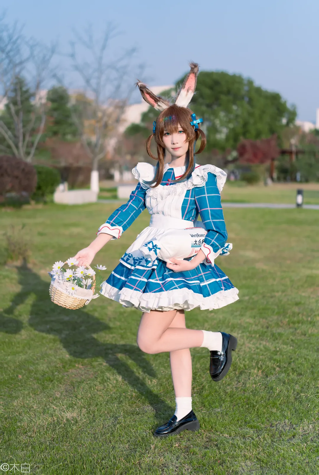 cosplay, Arknights, Amiya cosplay, Anime-style photo set, Autumn photography