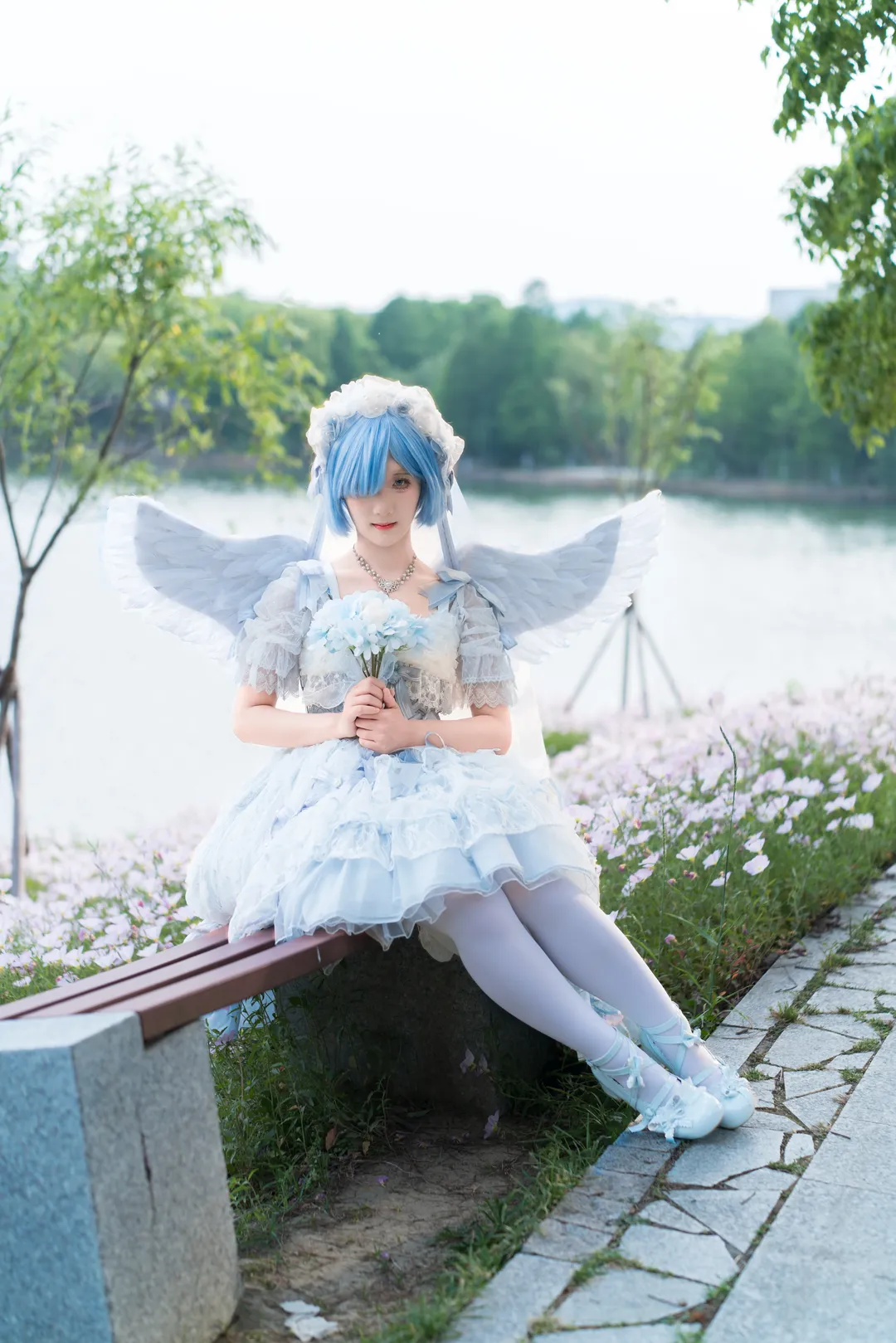 二次元コスプレ, レム コスプレ, Re:ゼロから始める異世界生活, ポーズ参考, 月見草畑の撮影 - 7枚目