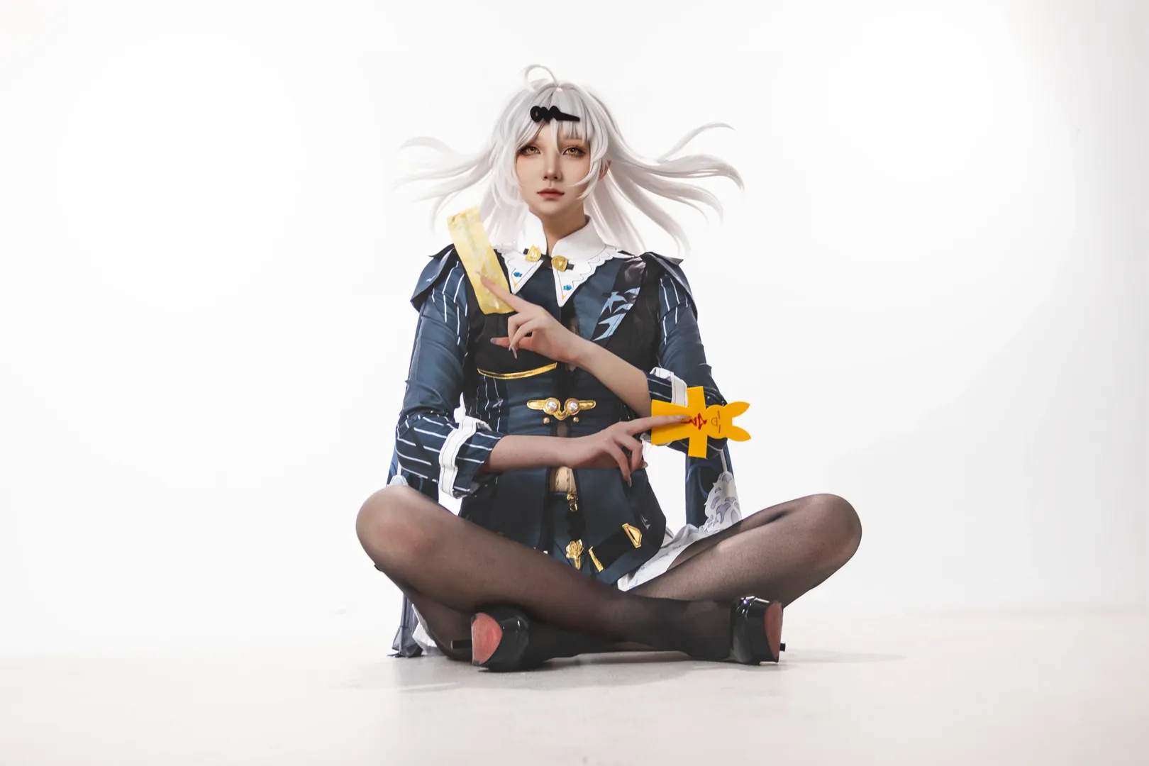 绝区零, 白棚拍摄, 二次元摄影, 仪玄cos, cosplay正片 - 第4张