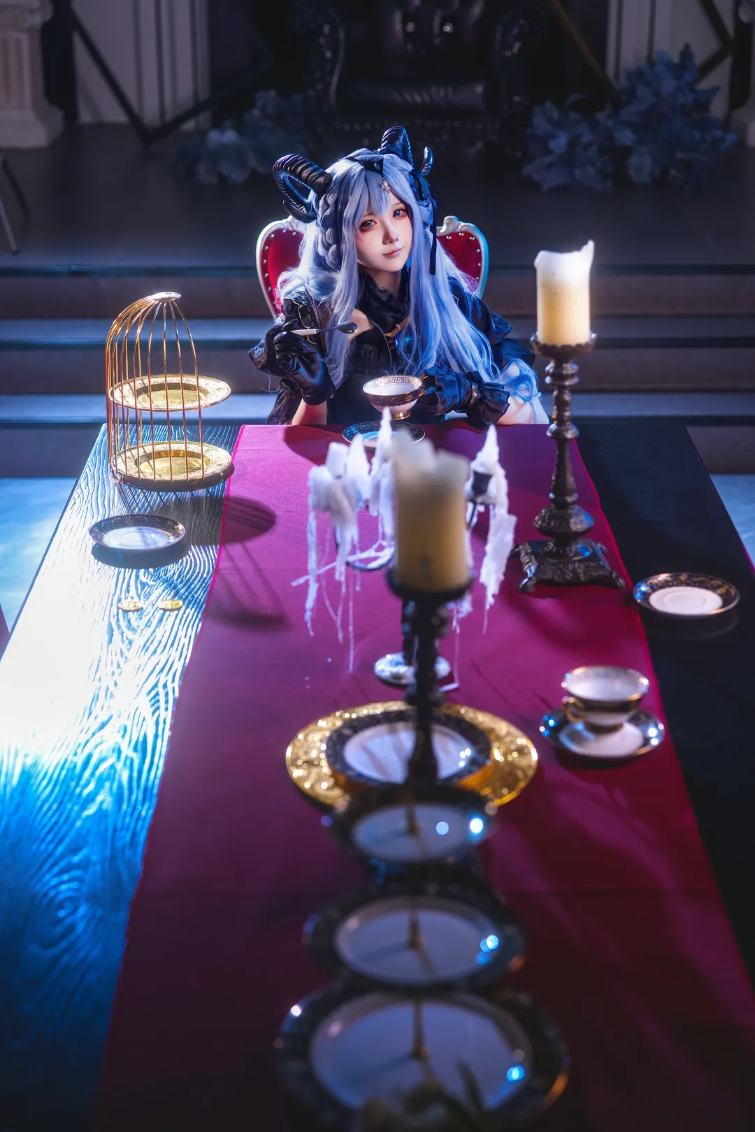 丰川祥子cos, 明日方舟, cosplay摄影, 蓝发cos, 暗黑哥特风 - 第2张