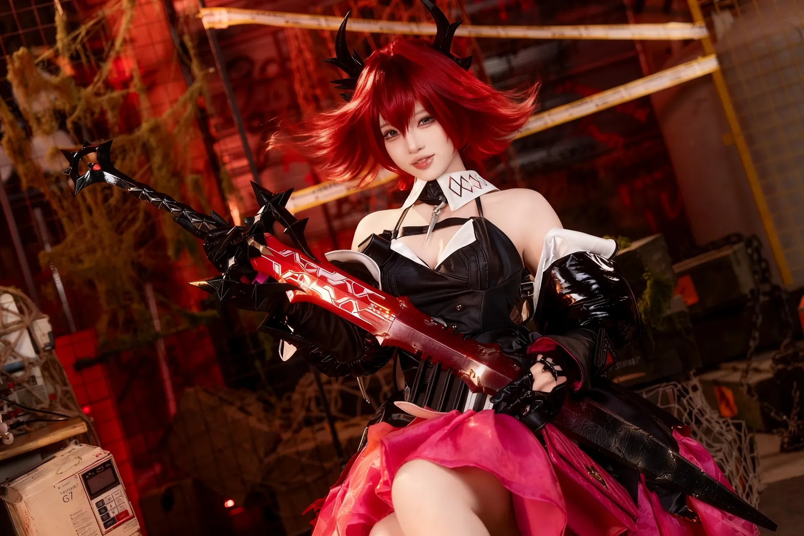 cosplay, 游戏角色还原, 明日方舟终末地, 莱万汀cos, 工业风正片