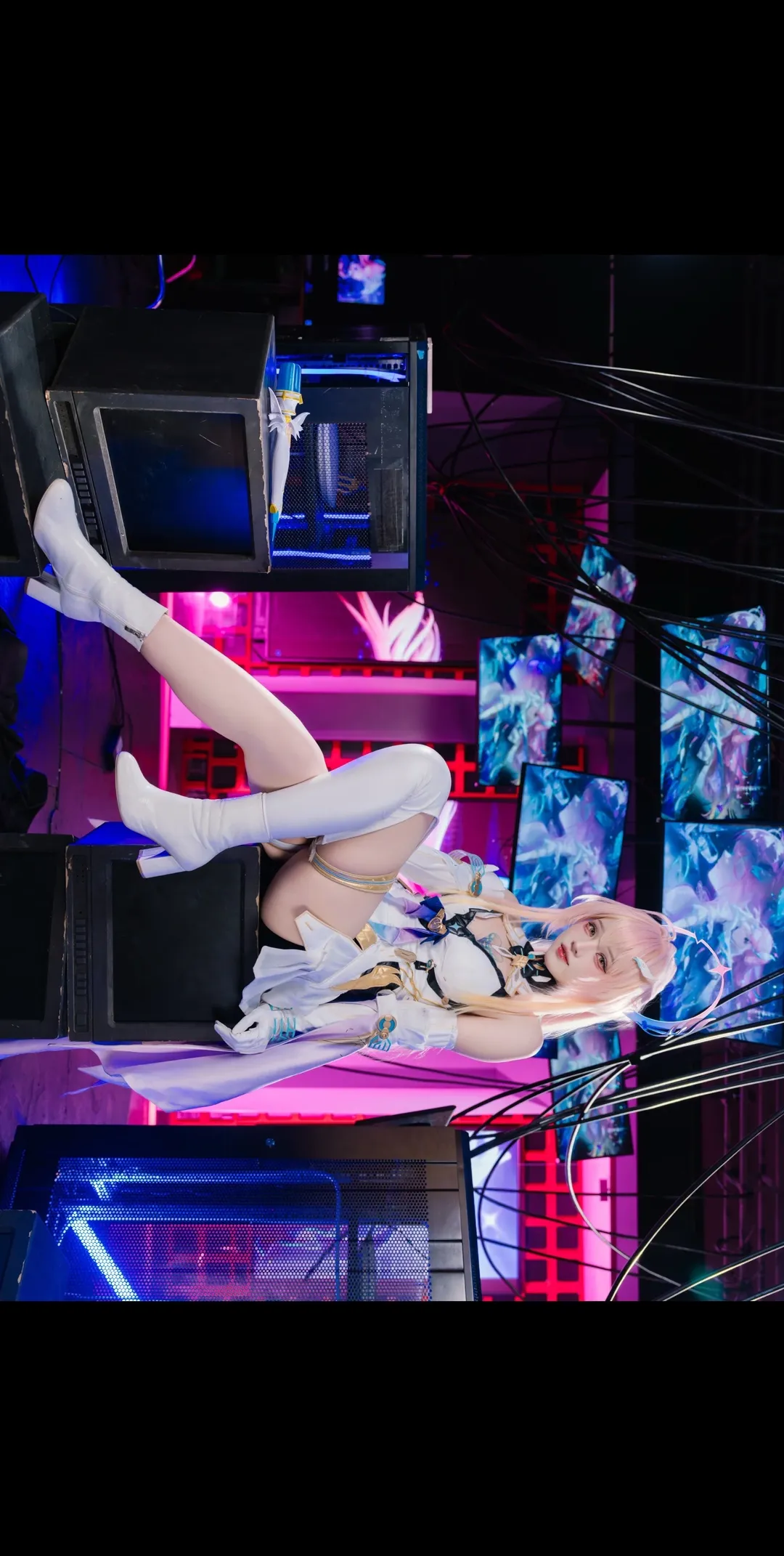 鸣潮, 爱弥斯cos, 二次元cosplay, 漫展摄影, 赛博朋克风格 - 第5张